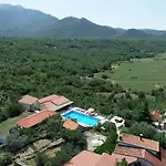 Krnic Olimpic Pool * Zadvarje