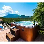 Krnic Olimpic Pool Zadvarje