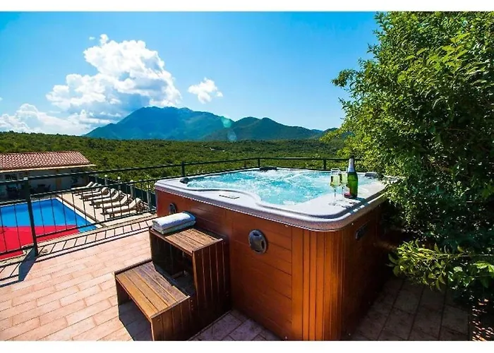 Krnic Olimpic Pool Zadvarje