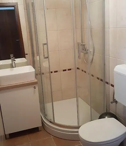 度假居 Krnic Olimpic Pool