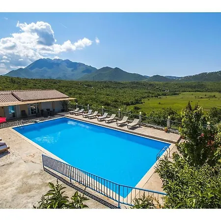 Krnic Olimpic Pool