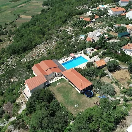 Krnic Olimpic Pool *