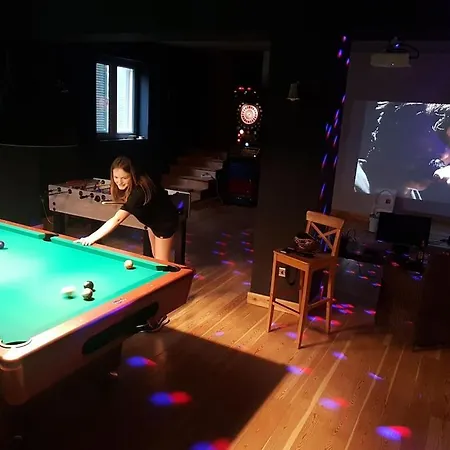 Сasa de vacaciones Krnic Olimpic Pool Zadvarje