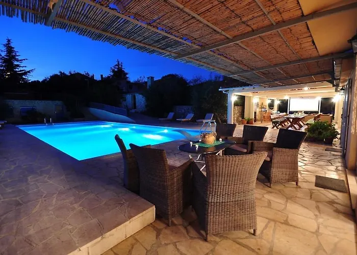 Tatil Evi Krnic Olimpic Pool